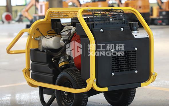 液壓動(dòng)力站.jpg 液壓動(dòng)力站.jpg